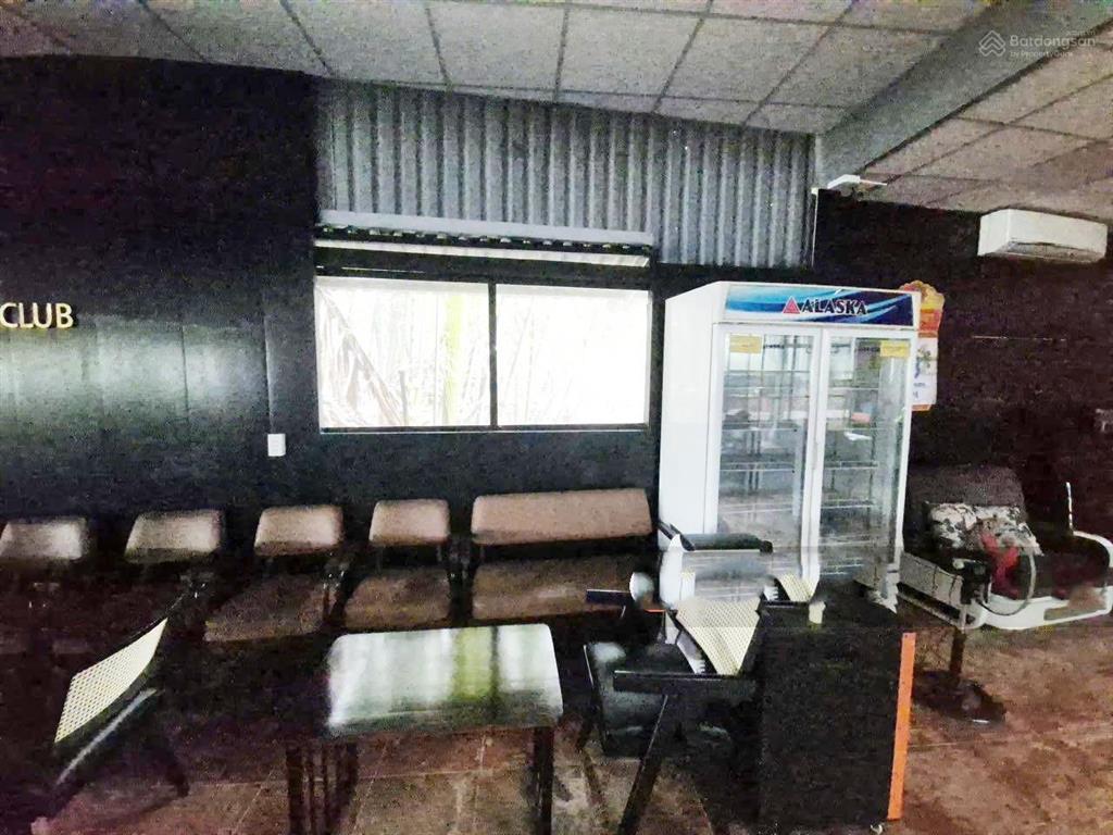 Cho thuê 1000m2 mặt bằng sân vườn, có nhà tiền chế ven sông khu thanh đa bình quới, bình thạnh