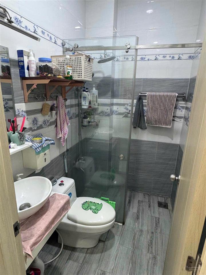 Bán nhà 4 tầng hxh phạm phú thứ, quận 6. dt3.5x10m. giá 5.6 tỷ. sđt 0792 081 ***