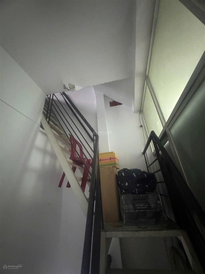 Bán nhà nở hậu 3 tầng hẻm xe tải cách mạng tháng 8, quận 10. dt3.2x12m. giá nhỉnh 5 tỷ