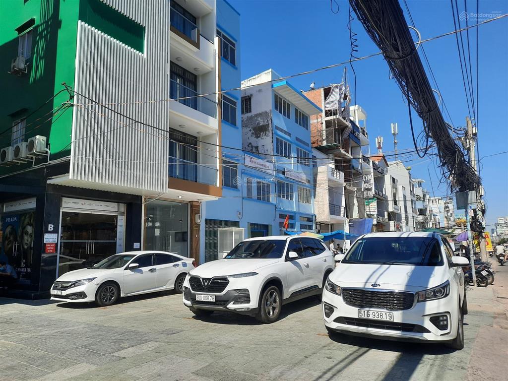 Bán nhà nở hậu 3 tầng hẻm xe tải cách mạng tháng 8, quận 10. dt3.2x12m. giá nhỉnh 5 tỷ