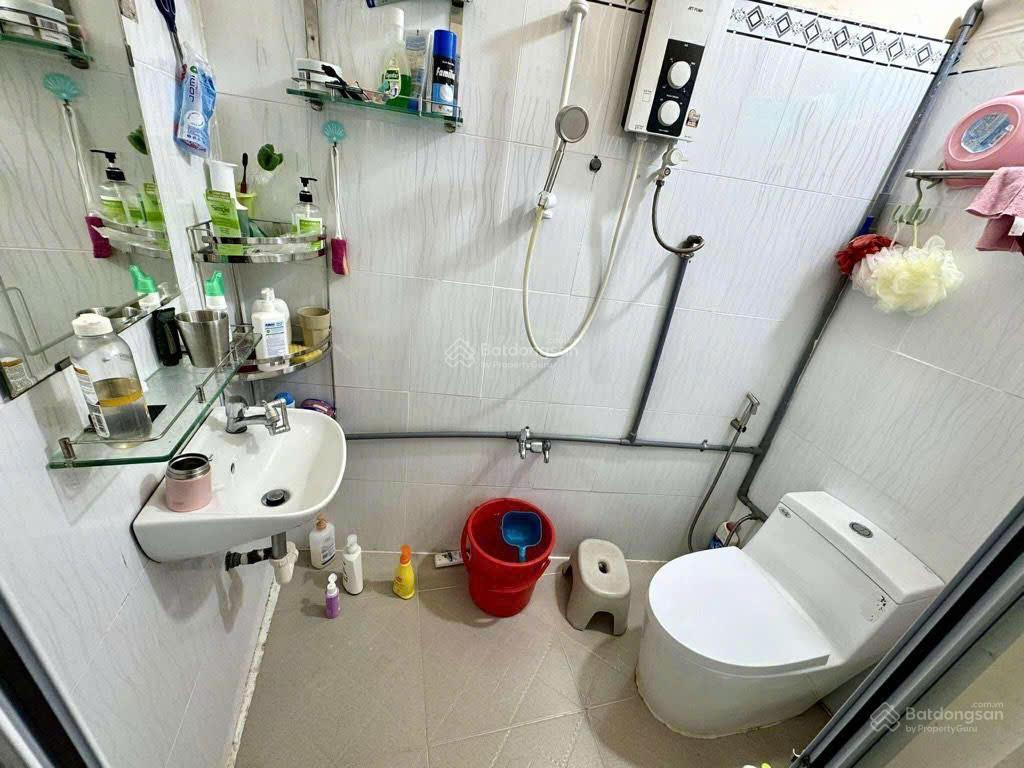 Bán nhà ngang 6m gần mặt tiền nguyễn trãi, quận 5. dt 6x14m  2 tầng  giá nhỉnh 7 tỷ