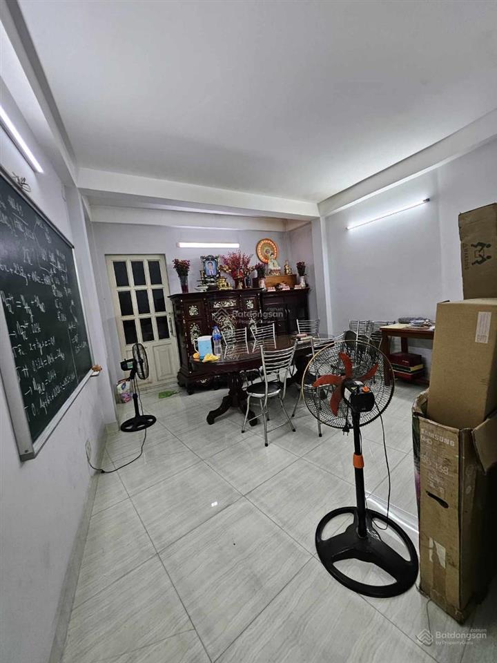 Bán nhà hxh đường hậu giang, quận 6, dt 78m2, trệt 3 lầu, giá 7.3 tỷ còn tl