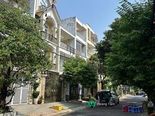 Bán nhà mặt tiền 6d khu tên lửa ngay chợ cây da sà, bình tân  dt5x18m  trệt 2 lầu st