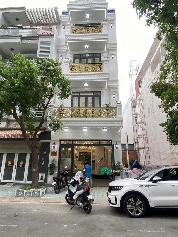 Bán nhà ngang 6m5 có thang máy hxh bà hom, quận 6. kc 6 tầng đúc btct, giá 15.5 tỷ
