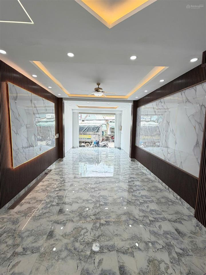 Bán nhà nở hậu mặt tiền lê công phép, ngay bến xe miền tây, dt 4.5x18m, nhà mới 5 tầng