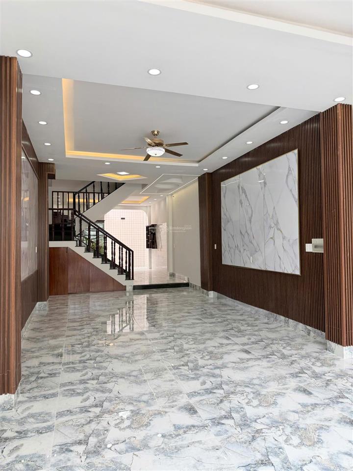 Bán nhà nở hậu mặt tiền lê công phép, ngay bến xe miền tây, dt 4.5x18m, nhà mới 5 tầng