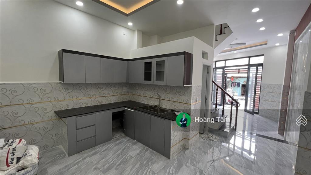Bán nhà 4 tầng mặt tiền đường nhựa 8m phú định, bình phú, dt 4.6x12m. giá 7 tỷ
