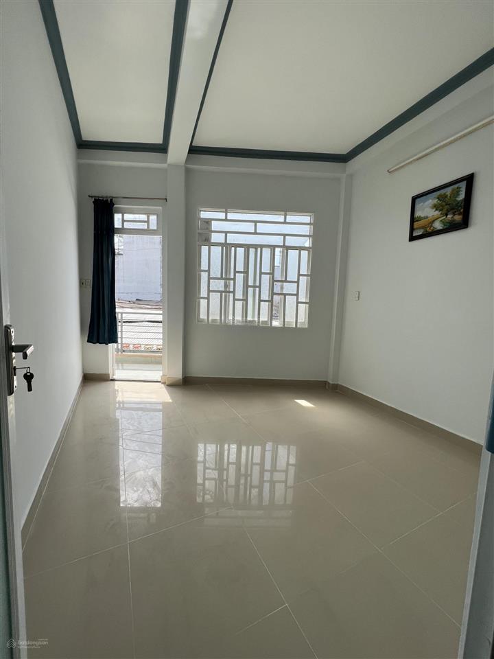 Bán nhà góc 2 mặt tiền lý đạo thành, quận 8, dt 9x9m, nhà 3 tầng, sân thượng view sông