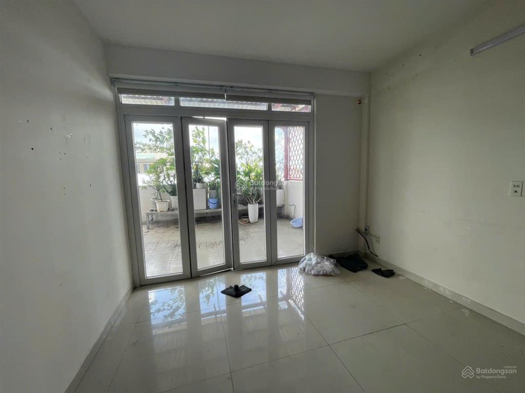 Cho thuê nhà hxh, 7 tầng thang máy nguyễn đình chiểu, quận 3. dt 7x12m, giá 55 tr/tháng