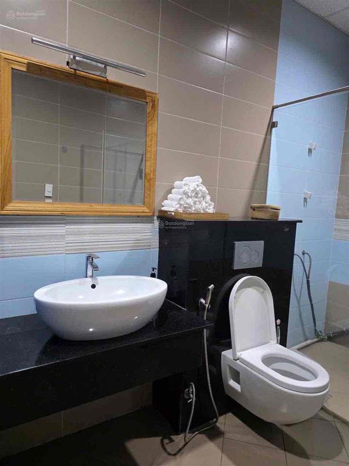 Cho thuê nhà hxh, 7 tầng thang máy nguyễn đình chiểu, quận 3. dt 7x12m, giá 55 tr/tháng