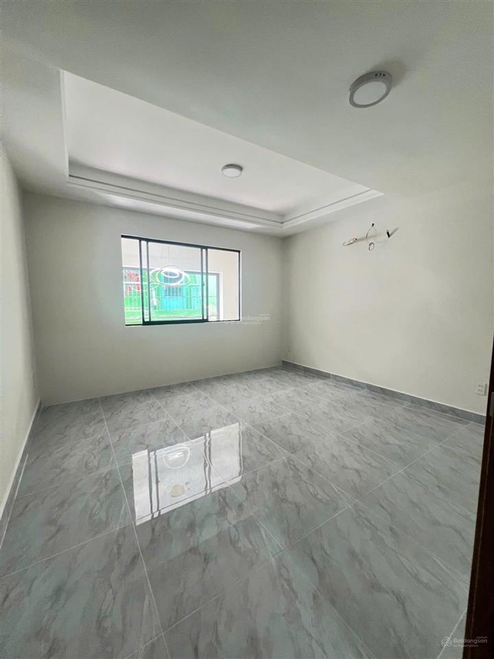 Bán nhà mới 5 tầng hxh đường lạc long quân, q11. dt 4x8m, shr hoàn công đủ