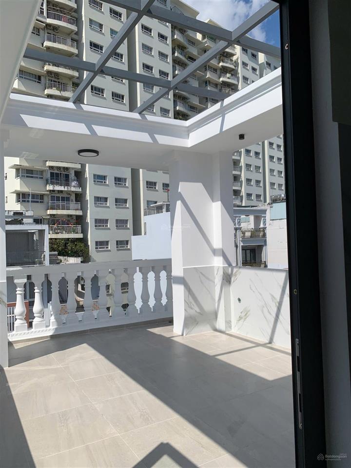 Cho thuê nhà mặt tiền chợ lớn, quận 6  có thang máy (dt 4x21m) trệt 5 lầu st giá 40 triệu