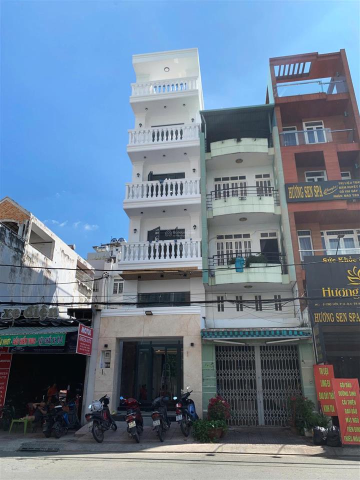 Cho thuê nhà mặt tiền chợ lớn, quận 6  có thang máy (dt 4x21m) trệt 5 lầu st giá 40 triệu