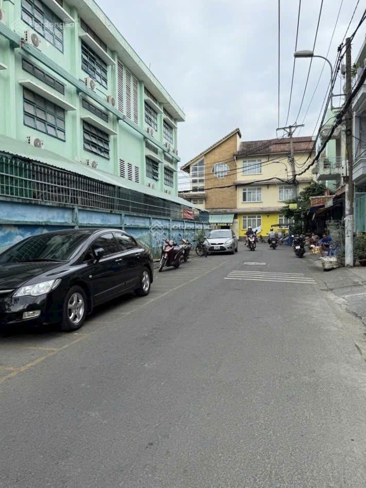 Bán nhà góc 2mt số 25 phùng tá chu, ngay trường học an lạc, bình tân. dt 73m2. giá 8.2 tỷ