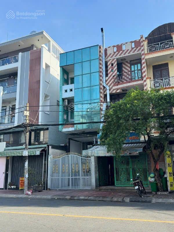 Bán nhà mặt tiền chợ lớn, phường bình phú, quận 6. dt 4x21m, có hầm, trệt 2 lầu st. giá 17,5 tỷ