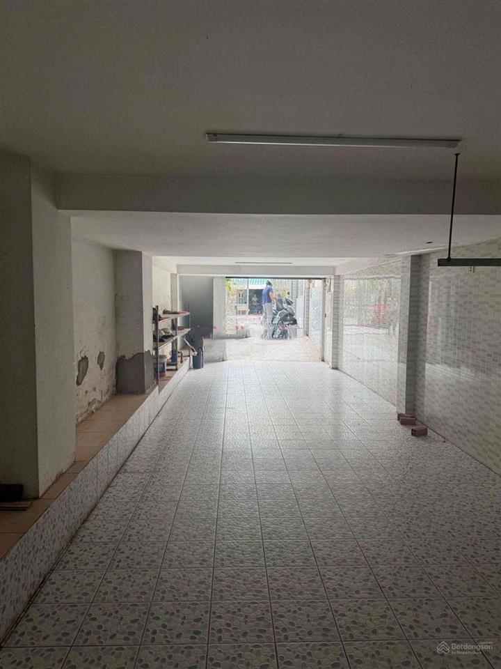 Bán nhà mặt tiền chợ lớn, phường bình phú, quận 6. dt 4x21m, có hầm, trệt 2 lầu st. giá 17,5 tỷ