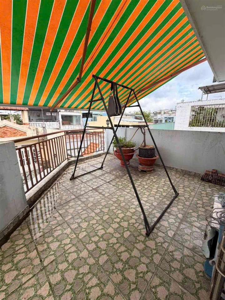 Bán nhà góc 2 mặt tiền khu bình phú, quận 6. dt 4x10m, trệt 2 lầu st. giá 7.3 tỷ
