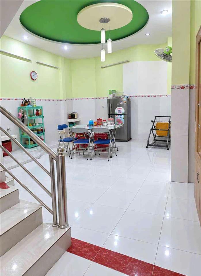 Bán nhà ngang 5.8m hxh đặng nguyên cẩn, quận 6  dt 5.8x13.8m  giá 9.7 tỷ