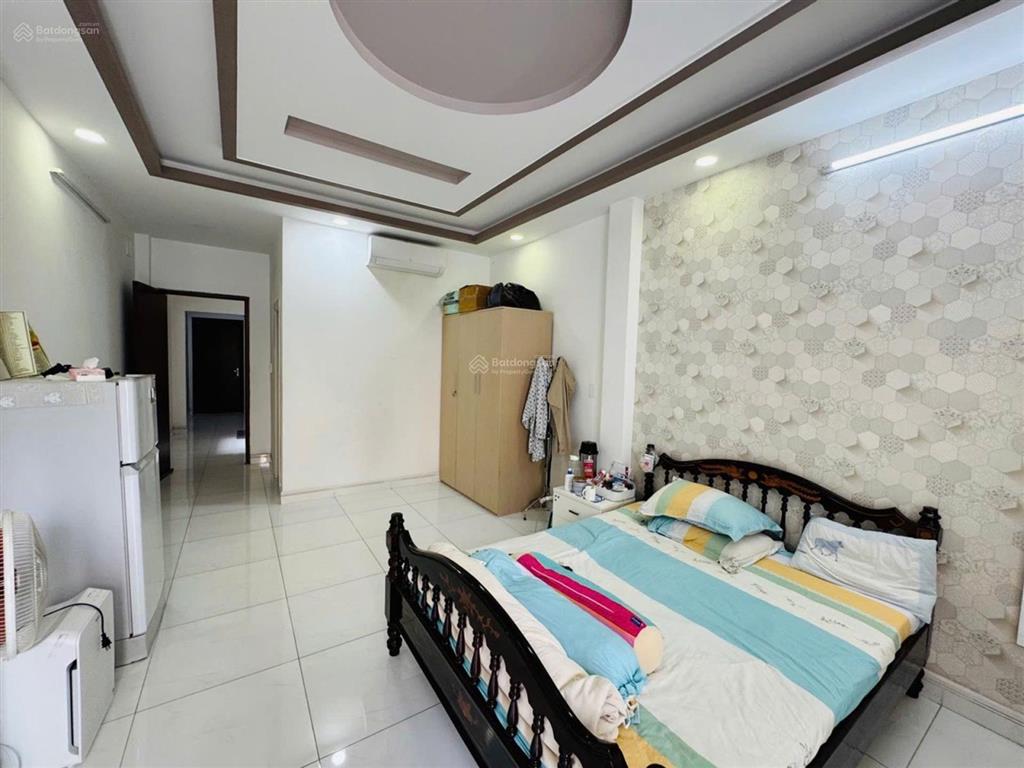 Nhà mặt tiền nguyễn văn luông, quận 6, dt 4x27m, 6 tầng, thang máy, nt cao cấp
