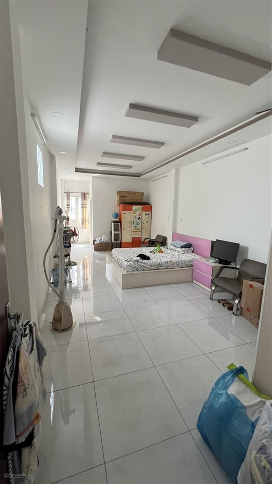 Nhà mặt tiền nguyễn văn luông, quận 6, dt 4x27m, 6 tầng, thang máy, nt cao cấp