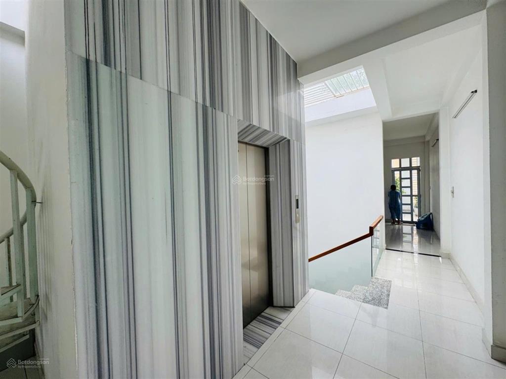 Nhà mặt tiền nguyễn văn luông, quận 6, dt 4x27m, 6 tầng, thang máy, nt cao cấp