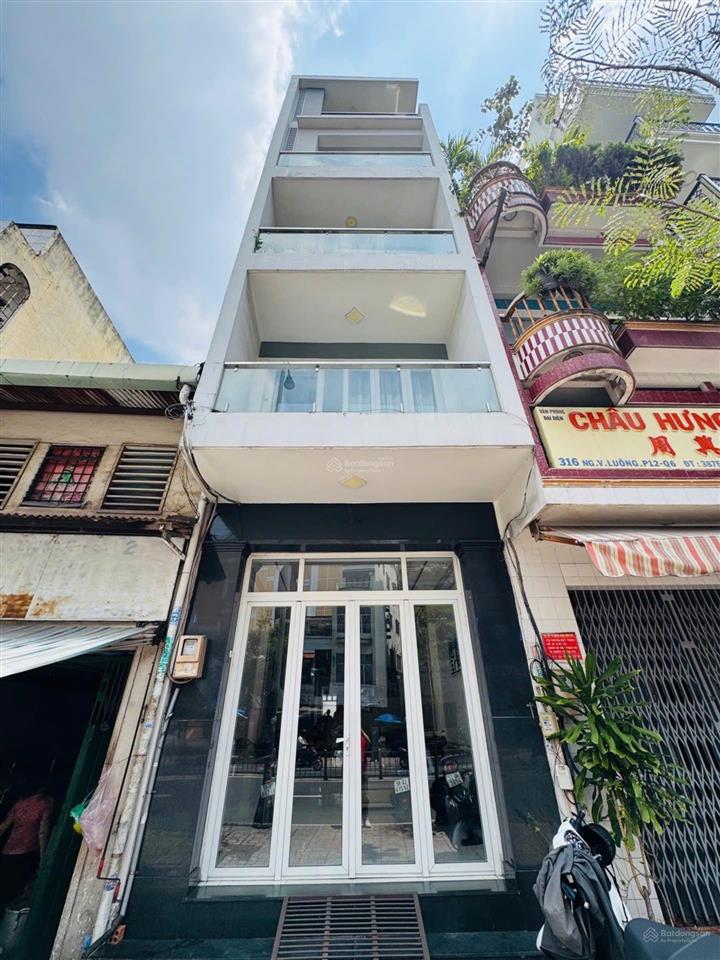 Nhà mặt tiền nguyễn văn luông, quận 6, dt 4x27m, 6 tầng, thang máy, nt cao cấp