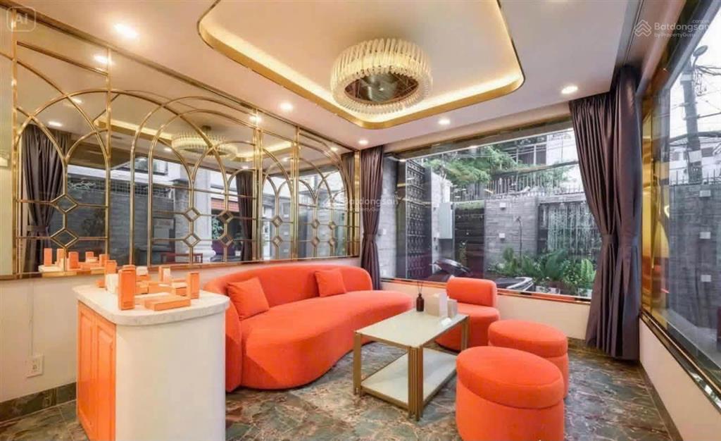 Nhà căn góc hxh sư vạn hạnh, quận 10  dt 10x18m  4 tầng