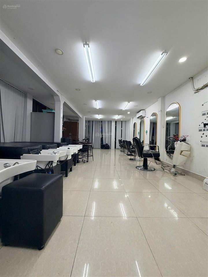 Nhà mặt tiền đồng nai, khu bắc hải quận 10  dt 6x18m  4 tầng nhà đẹp