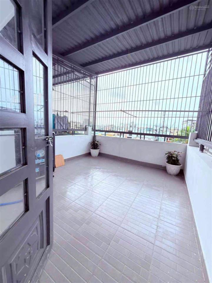 Nhà đẹp 5 tầng lý chiêu hoàng, khu bình phú, quận 6  dt 3.5x9m  giá nhỉnh 6 tỷ