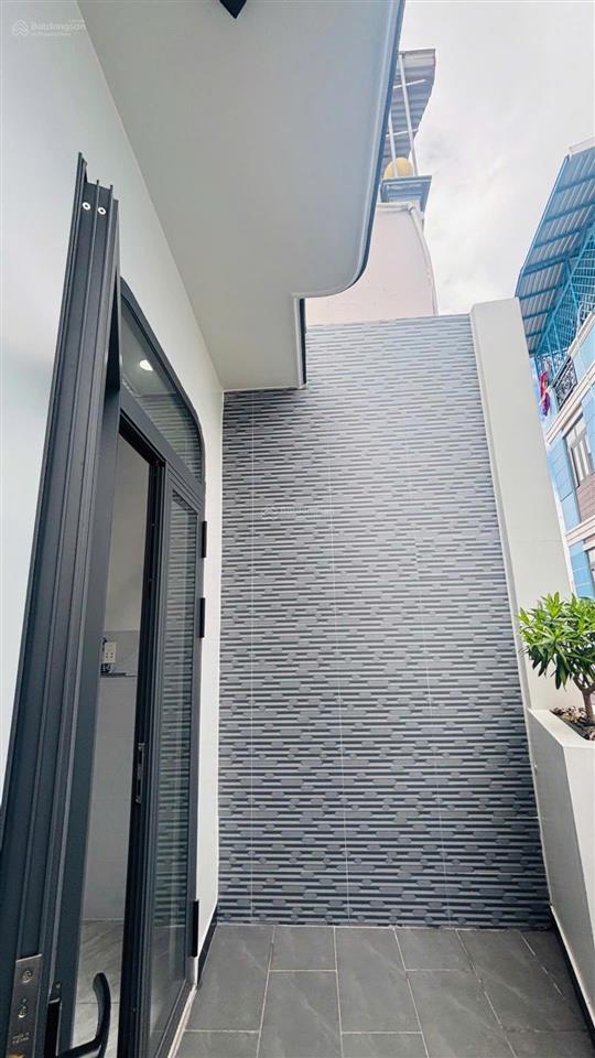 Nhà đẹp gần chợ bà hom, phú lâm, quận 6  dt 4x11m, 2 tầng. giá nhỉnh 5 tỷ