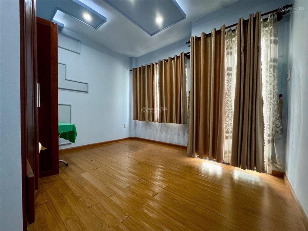 Nhà mặt tiền khu cư xá phú thọ hòa, quận 11  dt 4x14m  5 tầng kiên cố  giá 8 tỷ tl