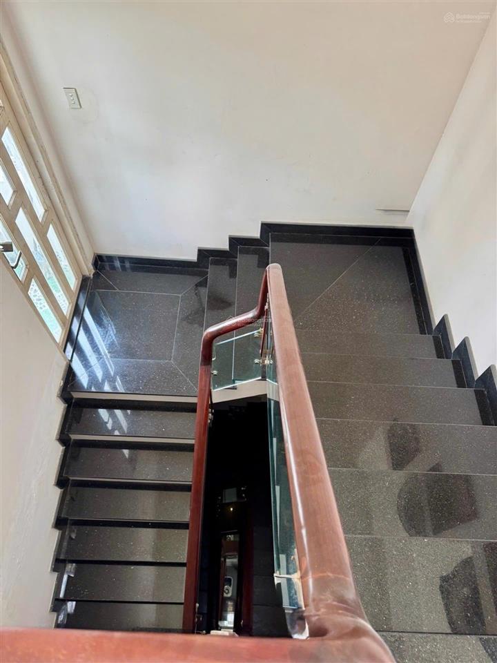 Nhà mặt tiền khu cư xá phú thọ hòa, quận 11  dt 4x14m  5 tầng kiên cố  giá 8 tỷ tl