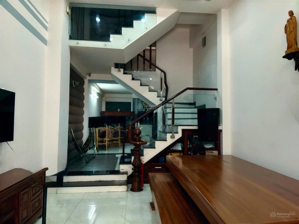 Nhà mặt tiền khu cư xá phú thọ hòa, quận 11  dt 4x14m  5 tầng kiên cố  giá 8 tỷ tl