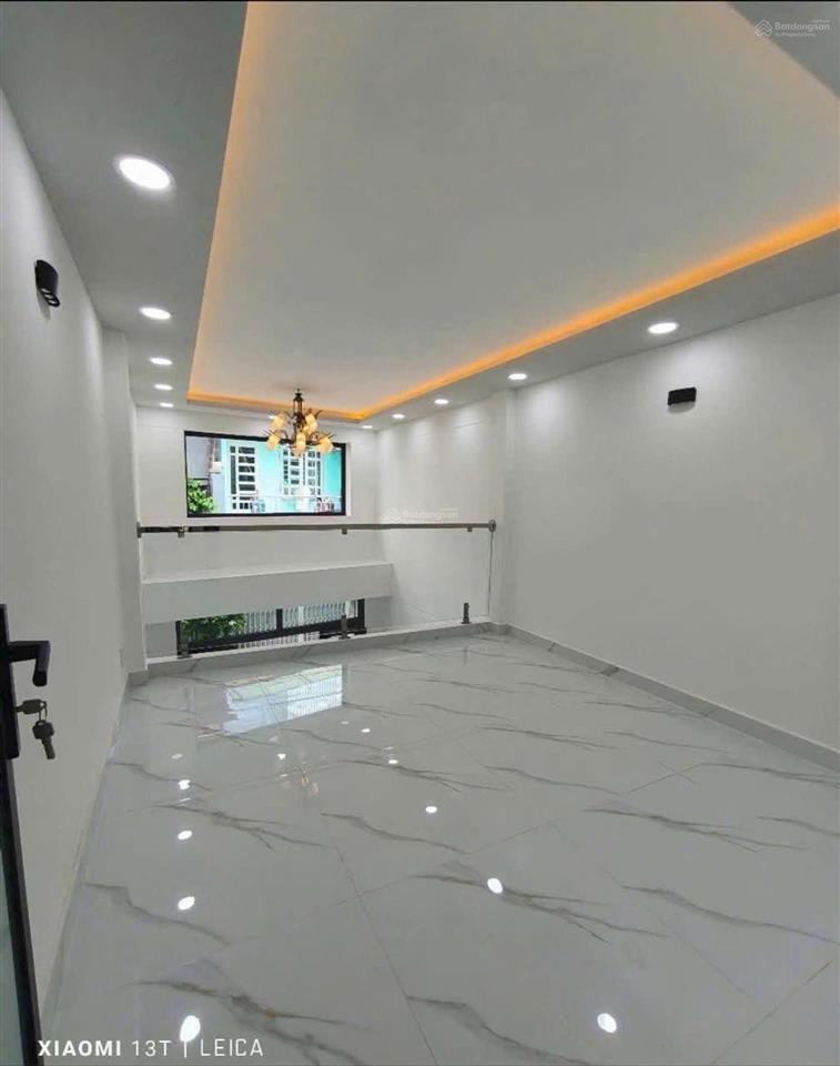 Nhà đẹp 2 mặt tiền hẻm khu ẩm thực cư xá phú lâm b, quận 6  4 tầng  giá 6,7 tỷ