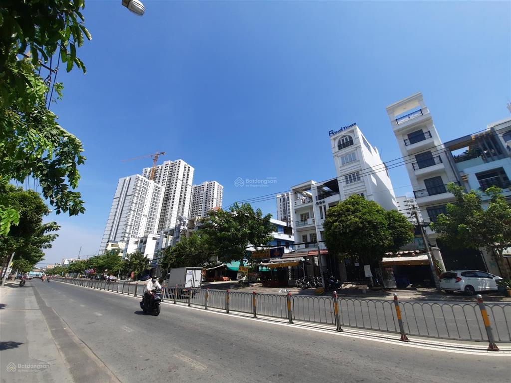 Nhà mặt tiền lý chiêu hoàng, khu bình phú, quận 6  dt 4x23.5m  trệt 3 lầu st  giá 16.8 tỷ