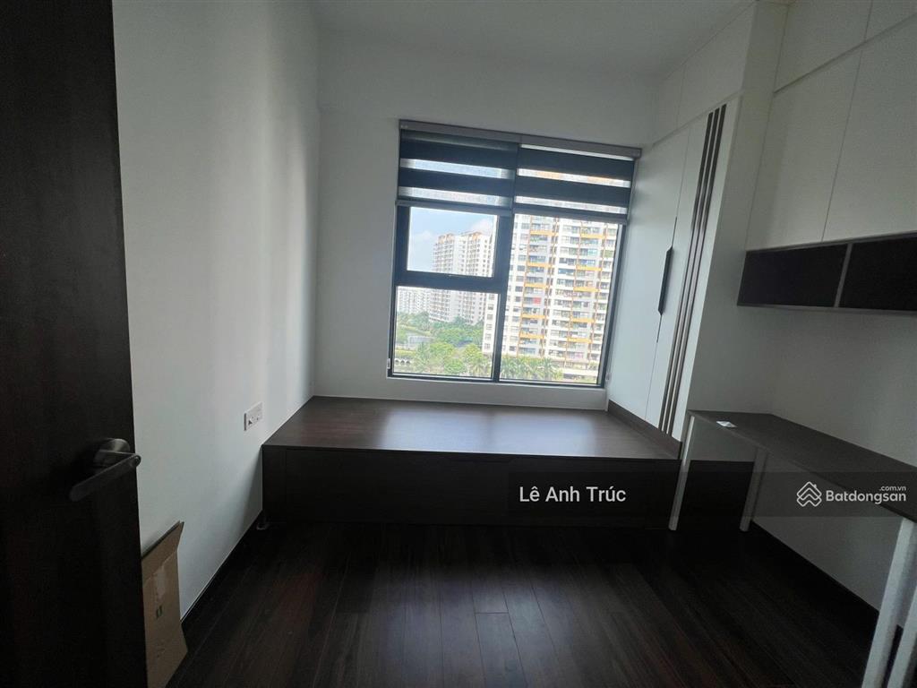 Chính chủ cần bán căn góc 71m2 mizuki. tầng đẹp. view đẹp. nhà mới, sạch sẽ, giá tốt.  0906 783 ***