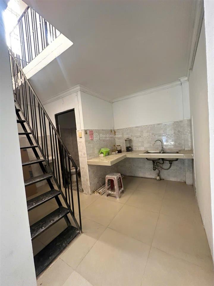 Nhà đẹp ở ngay 54m2 hxh đình phong phú q9  3pn  ban công  4.8 tỷ tl. hỗ trợ vay nh