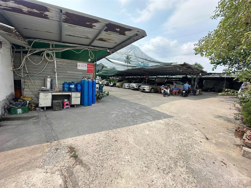 Bán gấp khu đất vườn 1418m2 hẻm xe hơi đường 11, sát vành đai 2