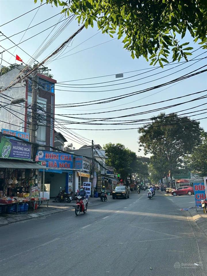 Mặt tiền kinh doanh + 4 phòng trọ đường truông tre, p. linh xuân ( đ11)