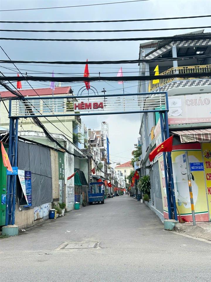 Nhà trệt lầu tum 68m2 chính chủ đang ở sau lưng chợ đầu mối thủ đức đường ngô chí quốc