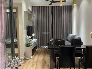 Chính chủ 2pn, 1wc diện tích 49m2, full nội thất đẹp, view hồ bơi chung cư golden mansion, hướng đn