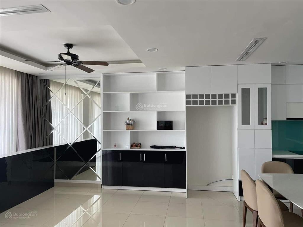 Chính chủ cần bán, 5,980 tỷ bao phí, 2pn 2wc chung cư golden mansion