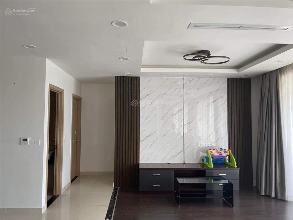 Chính chủ cần bán, 5,980 tỷ bao phí, 2pn 2wc chung cư golden mansion