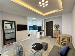 Cho thuê 14,5tr/tháng căn 1 pn riêng 57m2, full nội thất, view đẹp the botanica ( 104 phổ quang)