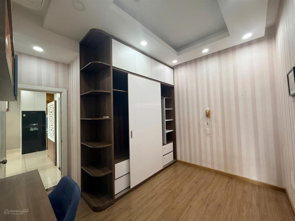 Chính chủ cần bán 2pn, 2wc full nội thất 73m2 chung cư the botanica 104 phổ quang