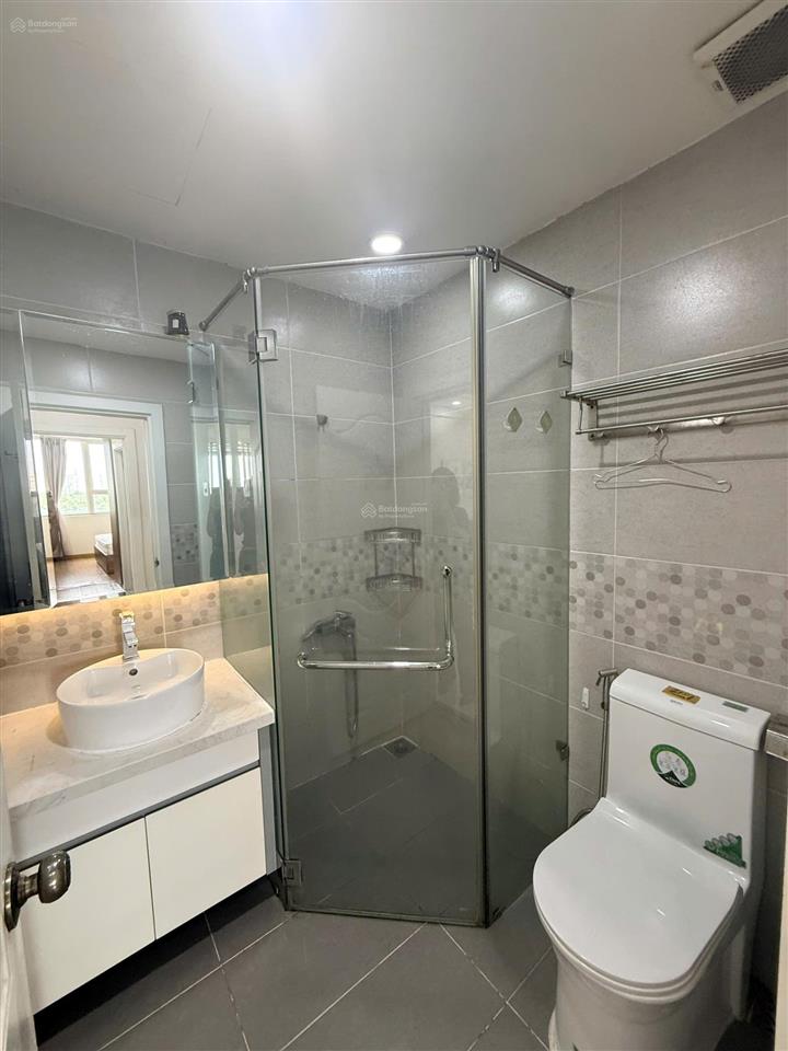 Chính chủ cần bán 2pn, 2wc full nội thất 73m2 chung cư the botanica 104 phổ quang