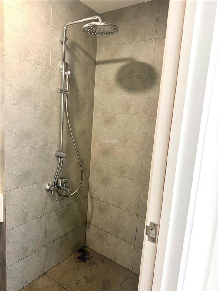 Cho thuê 13 triệu căn 2pn, 1wc victoria village, 52m2, ntcb rèm, máy lạnh view trương văn bang