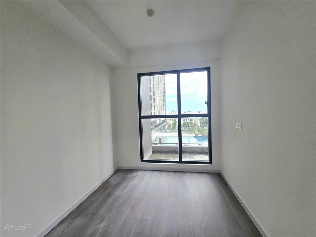 Chính chủ muốn bán 6,350 tỷ giá tốt, 2pn 69m2, tầng cao view sông, victoria novaland