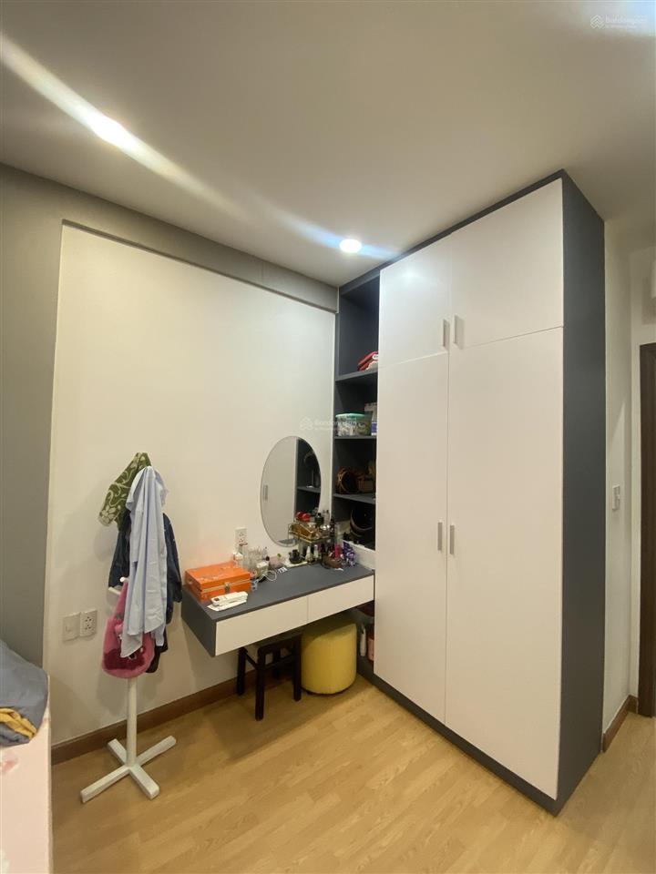 Giá hời căn 2pn 1wc the botanica 57m2, full nội thất đẹp, tầng cao siêu mát.