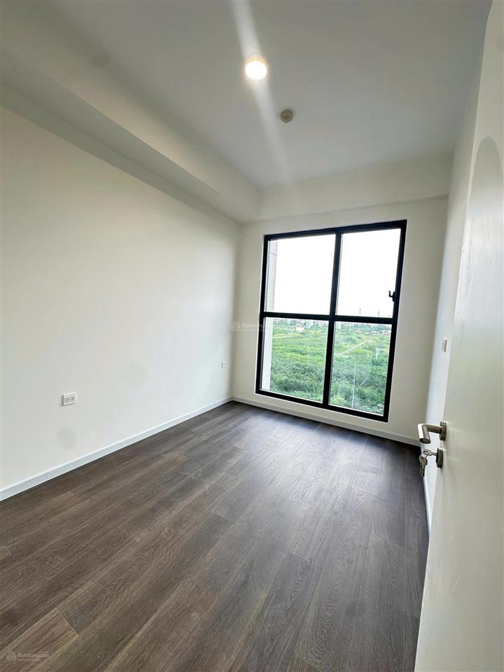 Mình cần bán 2pn 2wc góc |73m2| giá 6tỷ 550 bao thuế phí hướng đông nam  victoria village